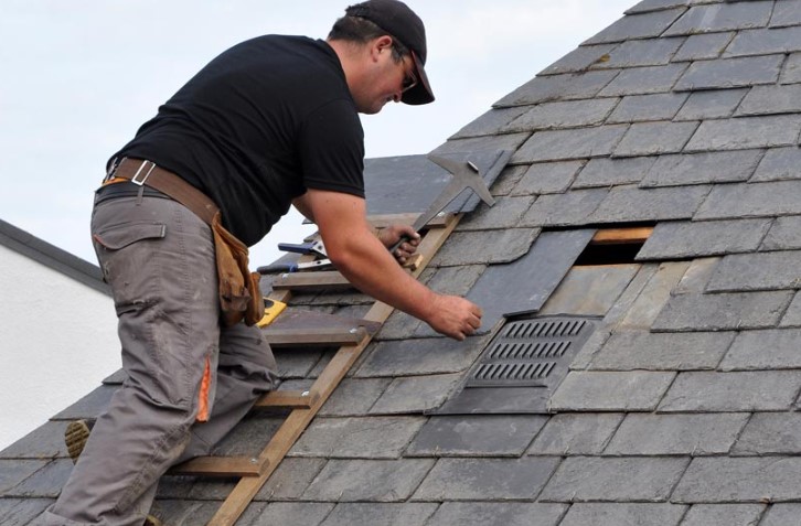 Roof Repair Tips: Protecting Your Home From Leaks and Damage